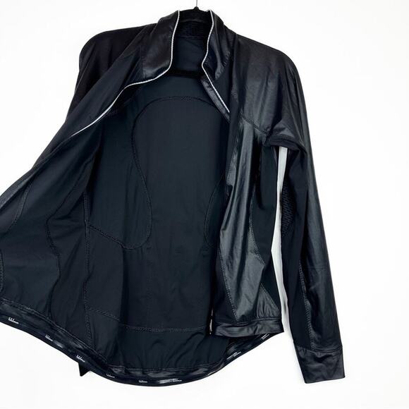 Lululemon Black Paceline Zip Up Jacket. Rare.⭐️⭐️ - Picture 9 of 11